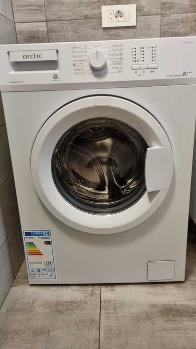 Masina de spalat rufe Arctic Slim Steam Clean