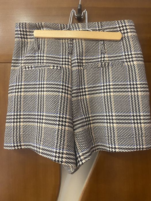 Продаю Шорты в клетку, брэнд zara , размер s
