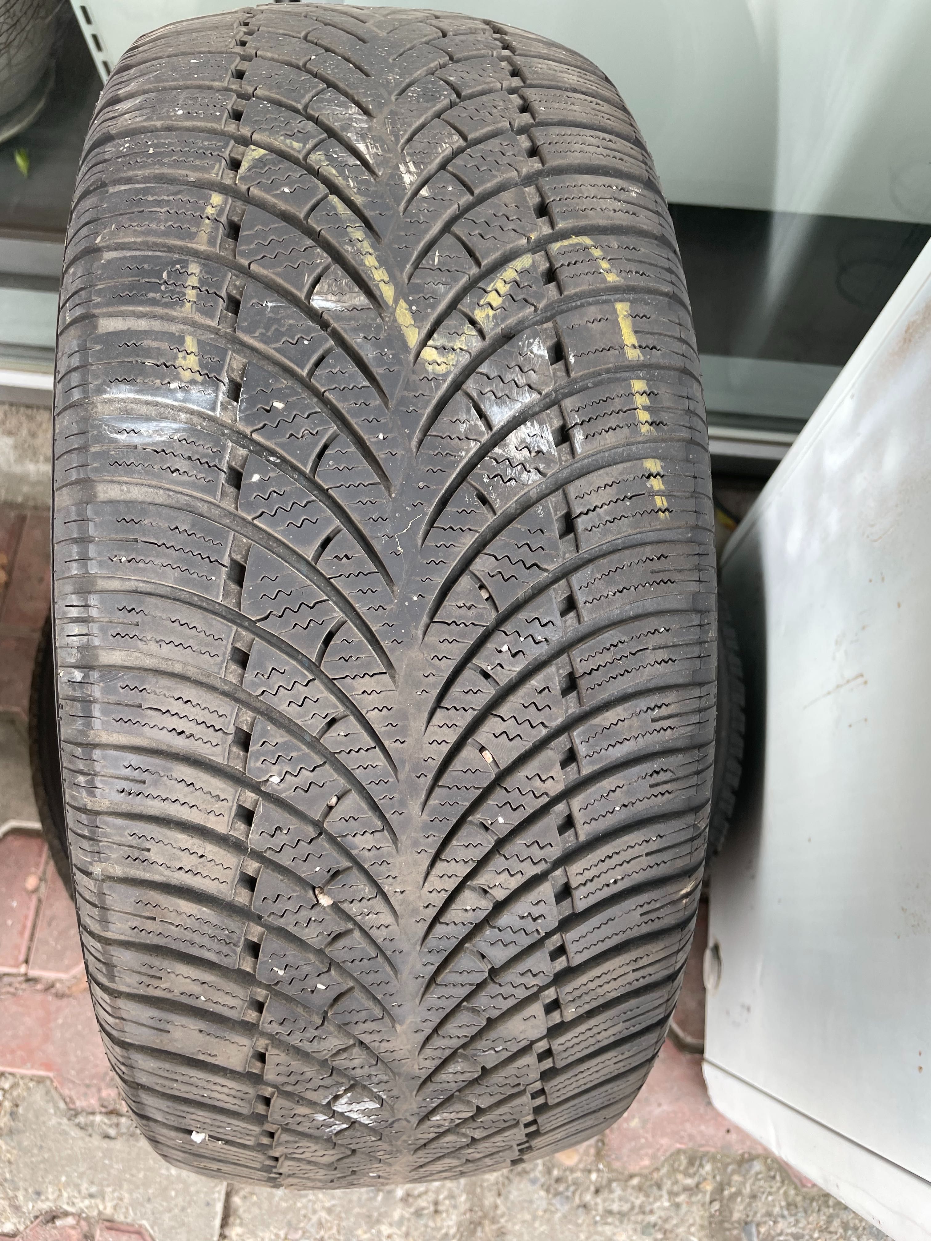 Зимни гуми Aeolus 225/45 R17 2 броя