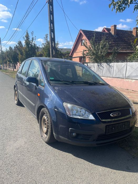 Vând Ford C-Max