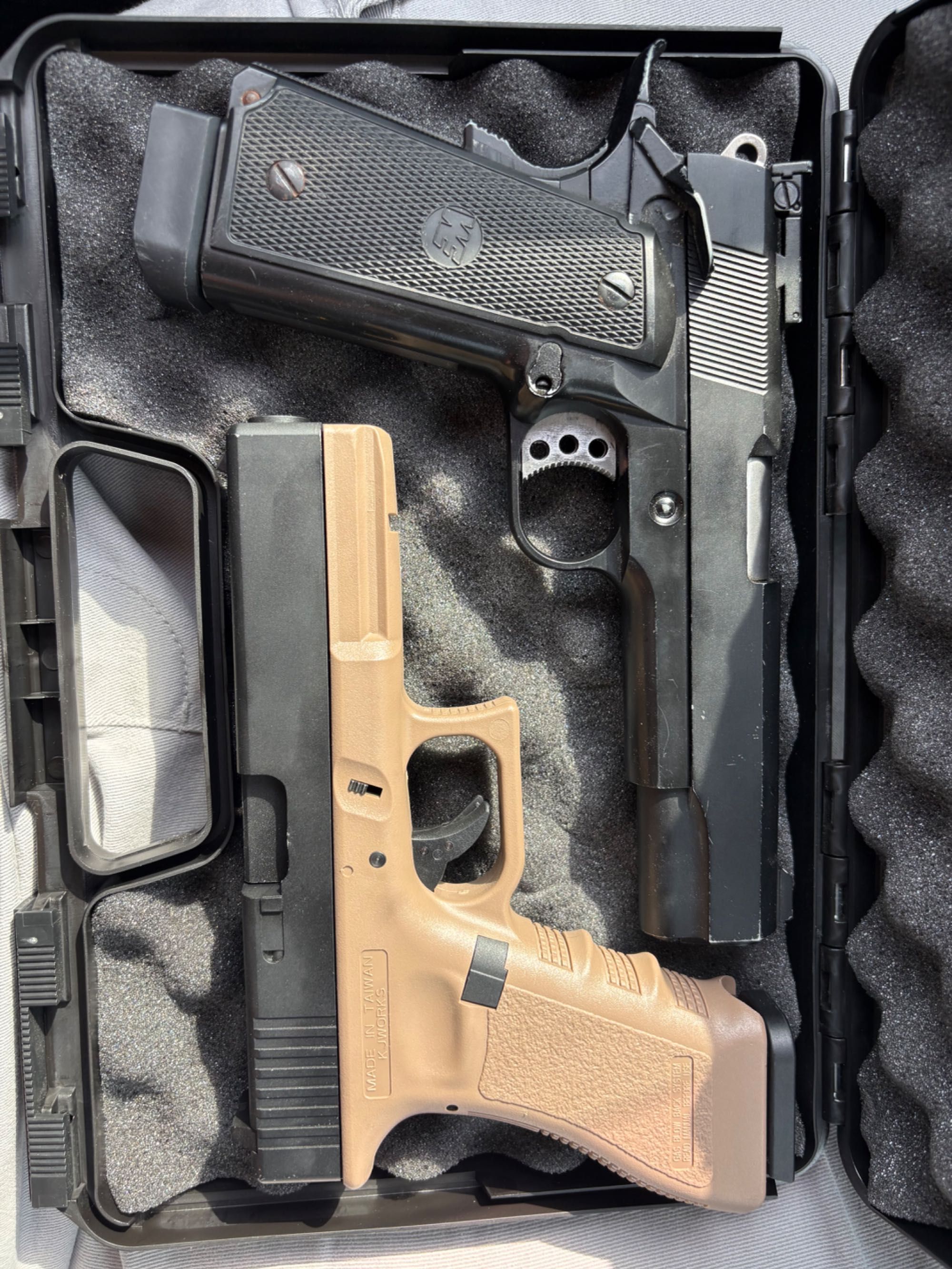 Айрсофт пистолет 1911 WE Hi capa и KJ glock 19