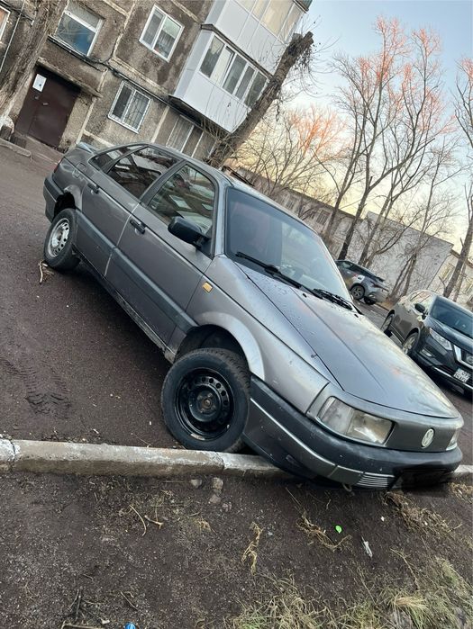 Продам Вольцвагин Пассат за 900000тг