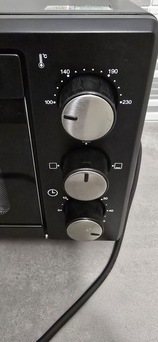 Cuptor electric Zilan 1200w 15l model zln0973 nou