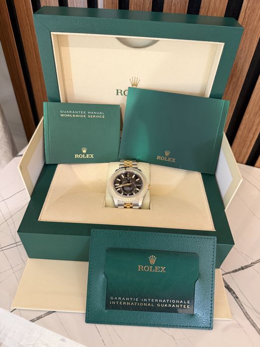 Rolex Sky-Dweller original