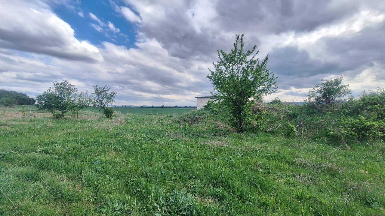 Продава се Парцел в с. Мусачево, Област София-област - 18185 кв.м за 13 €/кв.м - Снимка #8