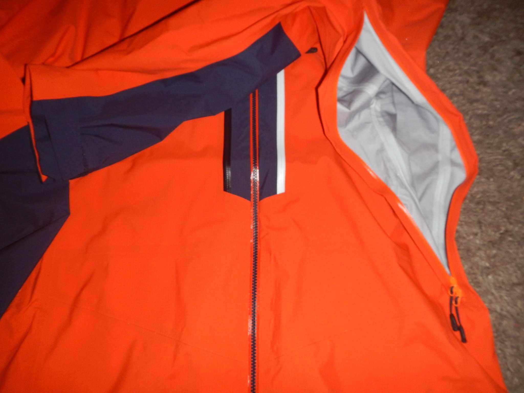 Geaca/hardshell Mammut Taiss HS Hooded cu aerisire 27000. XL-Men. Nou.