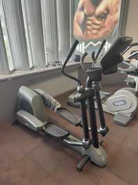 Професионален Life Fitness кростренажор фитнес кардио уред