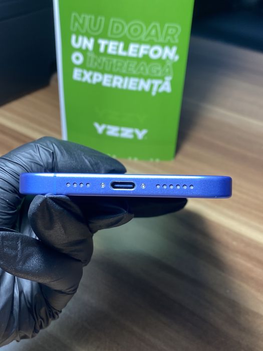 iPhone 16 Plus • 128 GB • Ultramarine