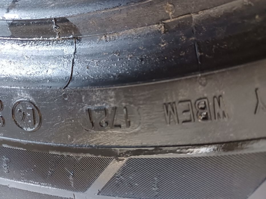 Гуми 225/65/17 Континентал