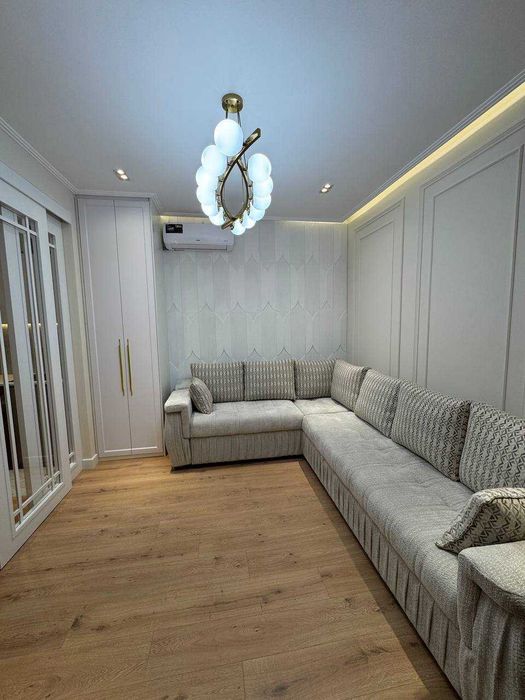 ЖК Group City Tower ул.Фаргона Йули ресторан Tandoor 2-комн 5/16 40 м²