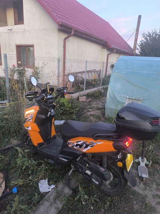 Scuter RDB MT 50cc Euro5 – 900 km, cu garanție, CIV, fiscal și dotări