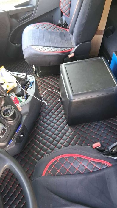 Кожени стелки за камион за Мерцедес Арокс Mercedes Arocs 2014+