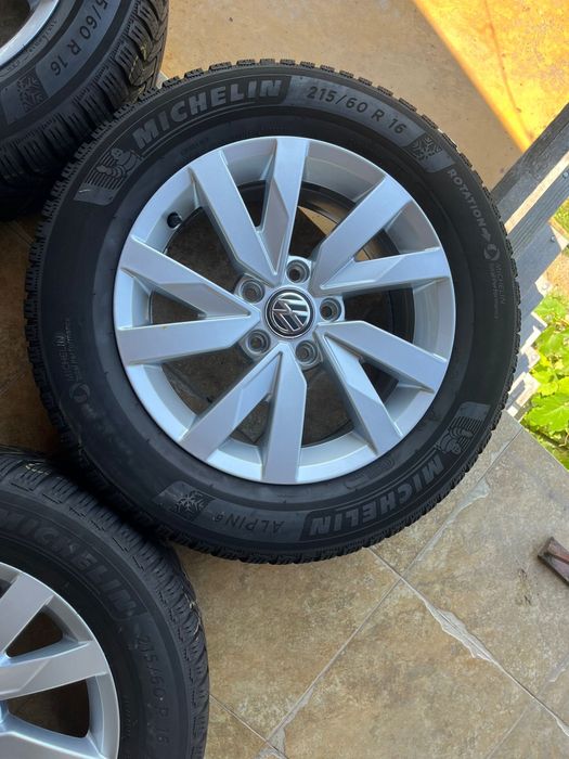 Jante 16 Vw Passat Touran echipate iarna 215 60 16 Michelin