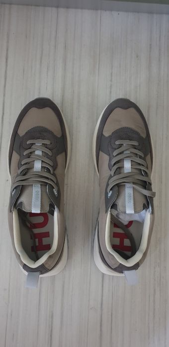 Hugo Boss  43/27.5 - 28см  НОВО! ОРИГИНАЛ! Мъжки Спортно - елегантни!