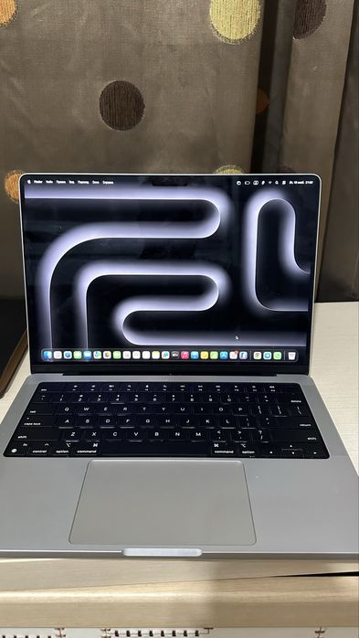 Макбук 14 про 16/512 срочно продам или обмен