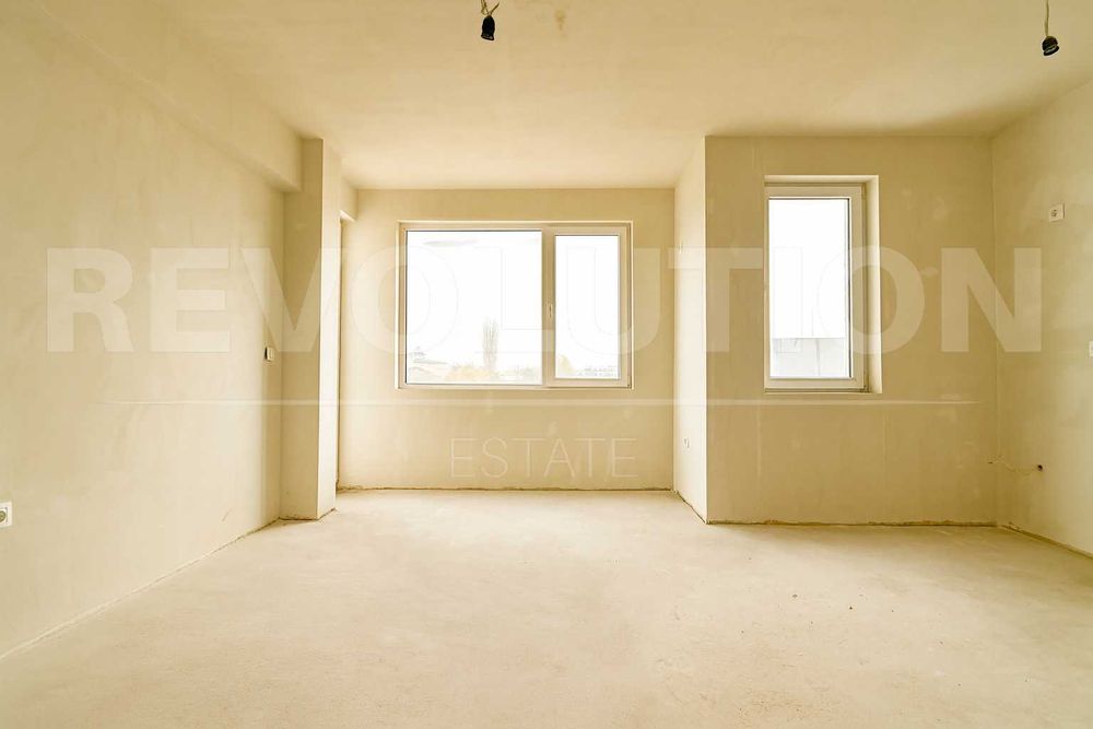 Тристаен апартамент в ж.к. Обеля 1