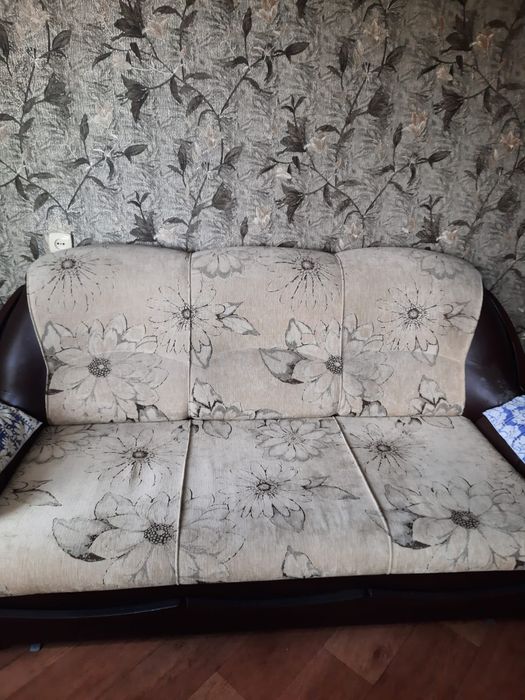 Продам мягкий уголок