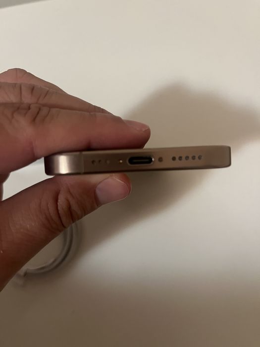 Iphone 16pro 128GB desert