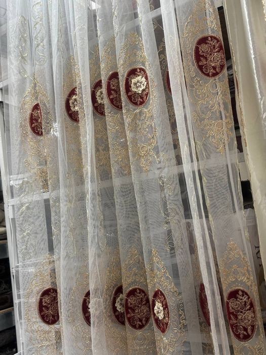 Perdele și draperii gata cusute