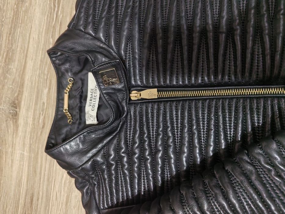 Женская кожанка куртка Versace Оригиналл