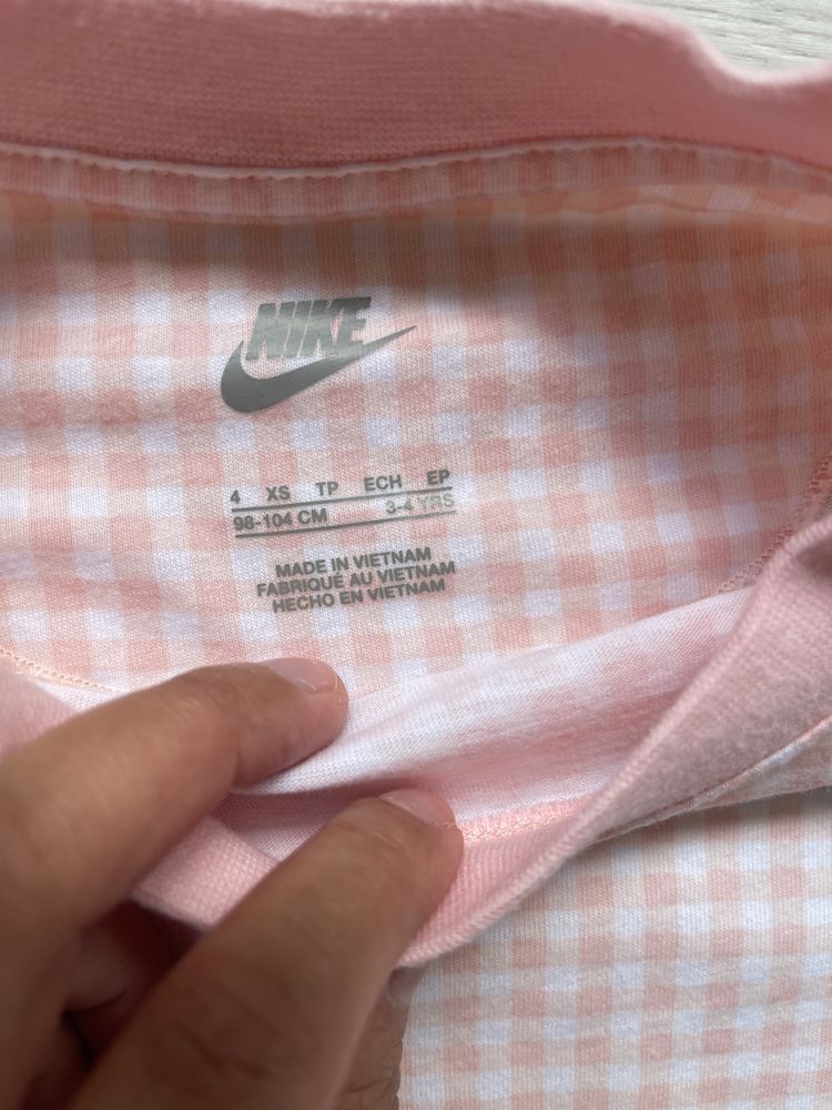 Nike комплекти .