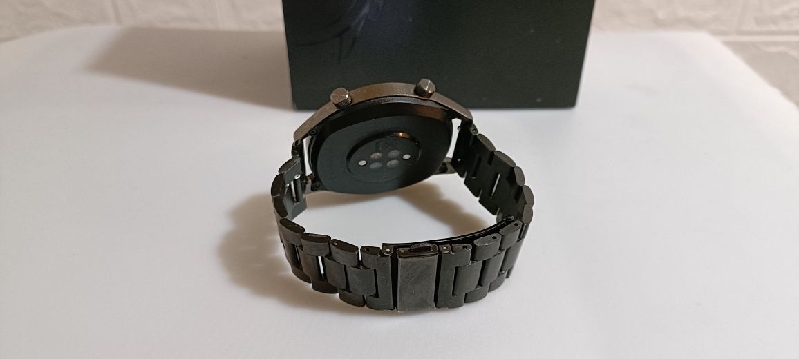 Smartwatch Huawei GT curea metalică