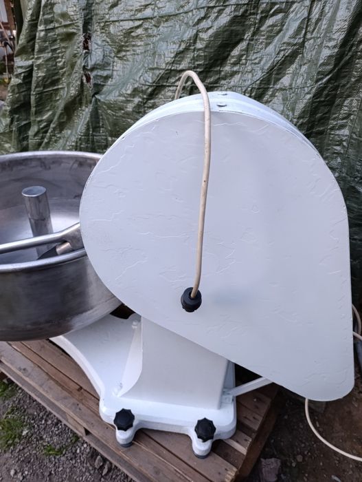 Mand malaxor aluat profesional 20/100 kg faina stare foarte buna