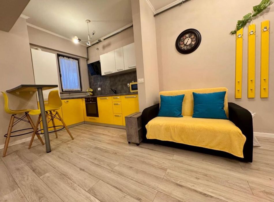 Vând garsonieră în Mamaia Nord