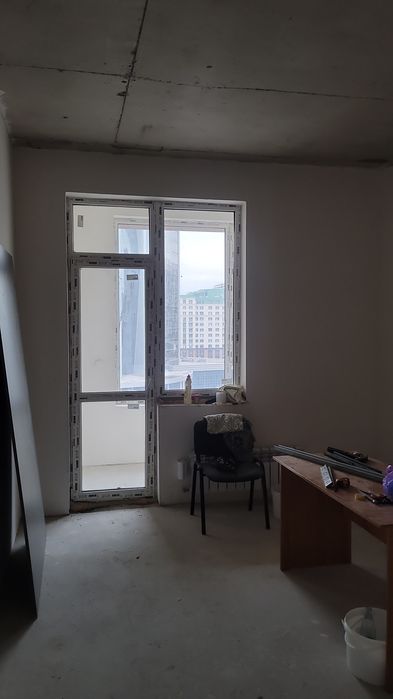 Дверь балконная с окном Rehau отдам бесплатно