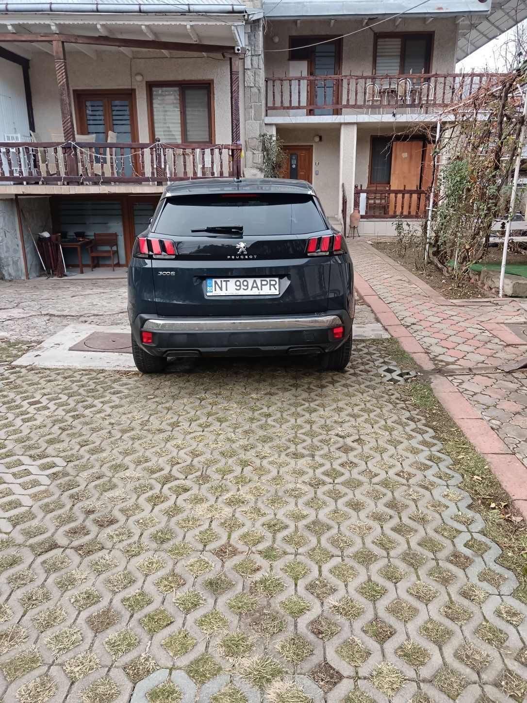Peugeot 3008  an fabricație 2018 euro 6 blue