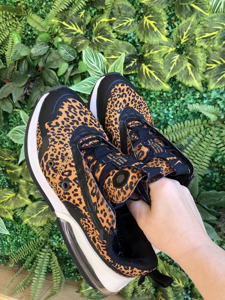 Дамски маратонки Nike air max леопардови оригинални 38,5,Fontanka 39 н
