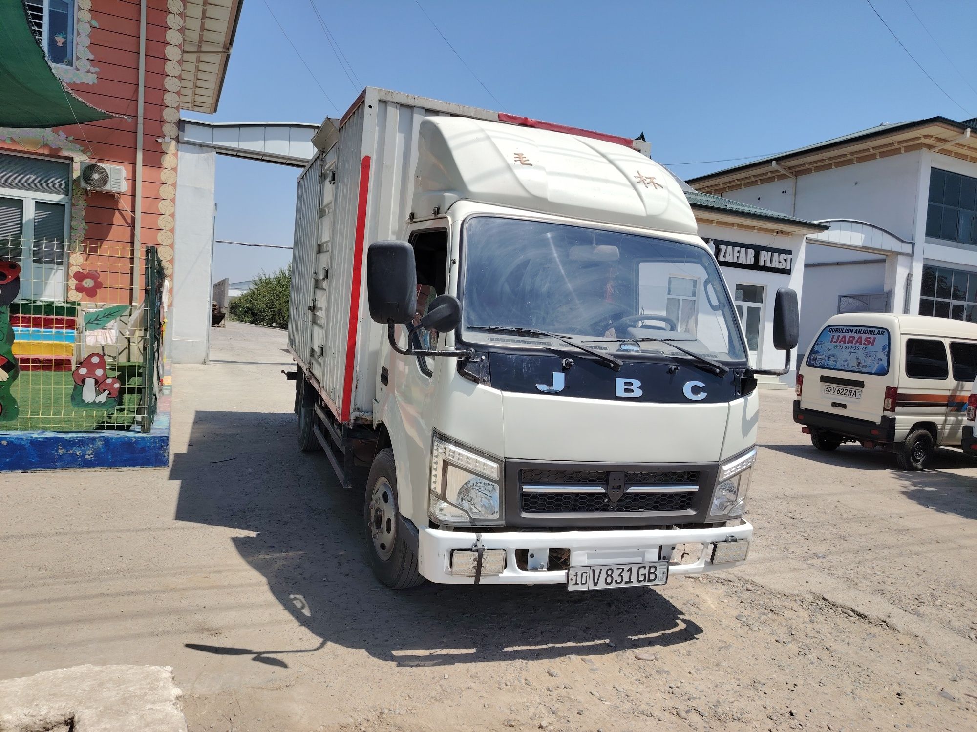 Jbc 4100 sotiladi