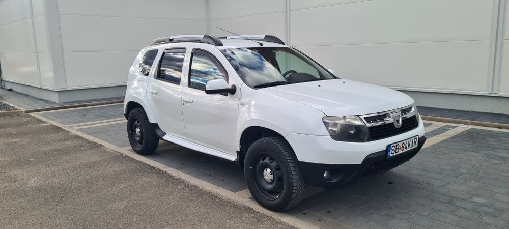 Dacia Duster 1.6 105cp 4x4 an2011 km193700 benzina