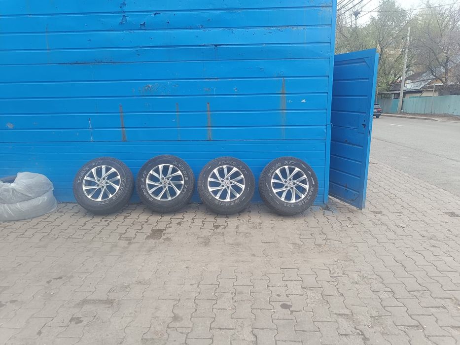 Продам диски от Тайота Хайландер