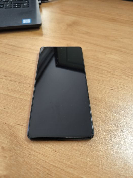 Смартфон Xiaomi Redmi Note 12 Pro 5G – отлично състояние!