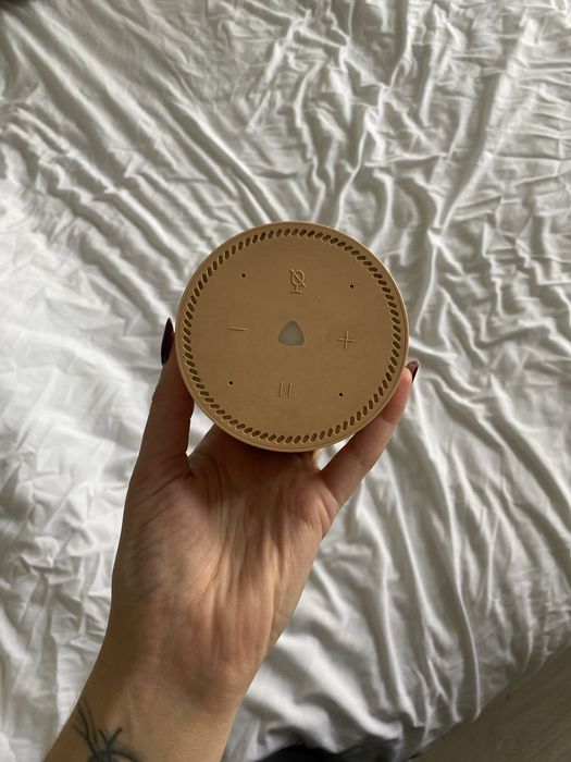 Умная колонка Яндекс Алиса б/у