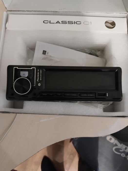 Магнитофон на машину