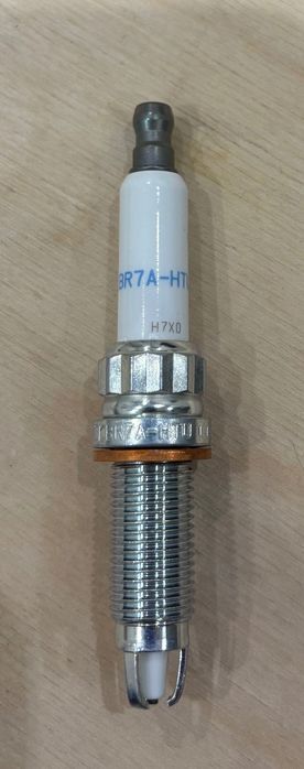 Свечи зажигания NGK 91785 ZKBR7A-HTU
