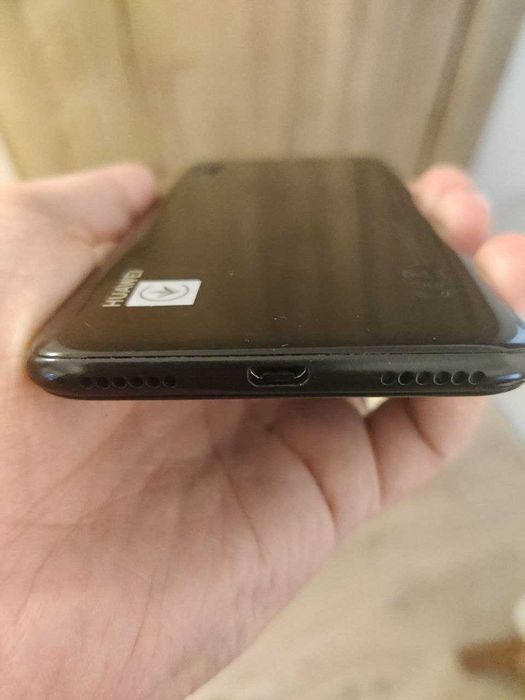 Huawei Y6 2019 Dual SIM, ecran impecabil