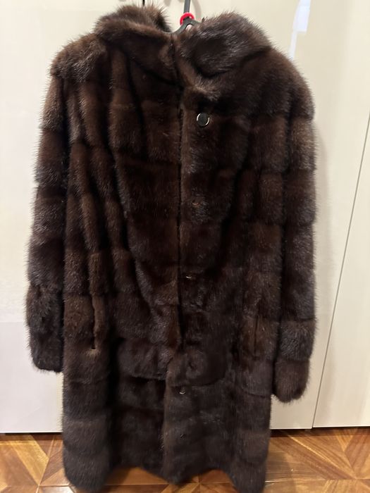 Продам норковую шубу