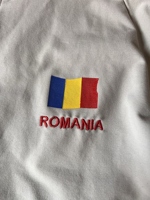 Bluza cu fermoar Romania