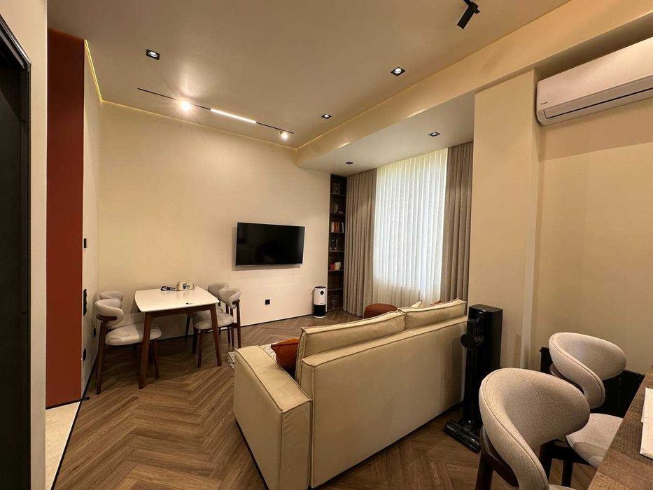 Сдается в Новостройке Метро Буюк Ипак Йоли 2х комнатная квартира новая