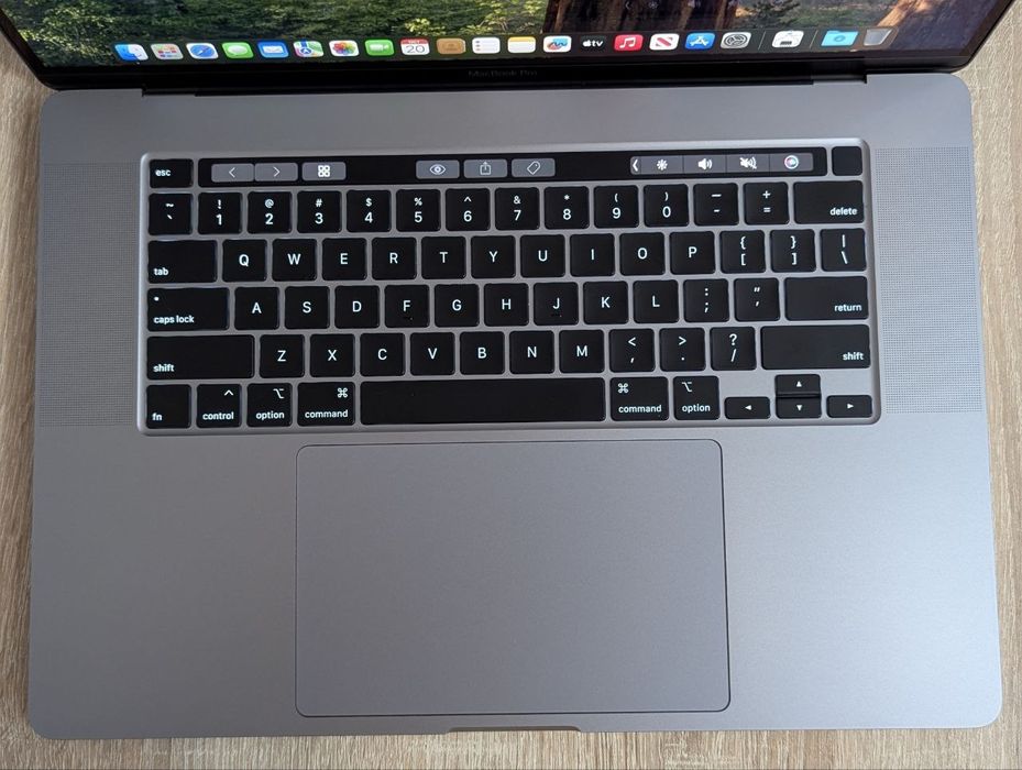 Apple Macbook Pro 15' Touchbar i9 9th 32GB/1TB