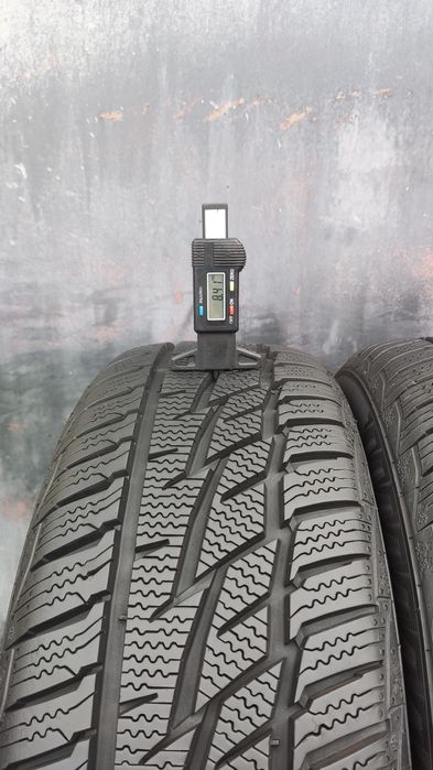 2бр. зимни гуми 195/60/15 Matador  
dot22
8.4mm
Много добро състояние,