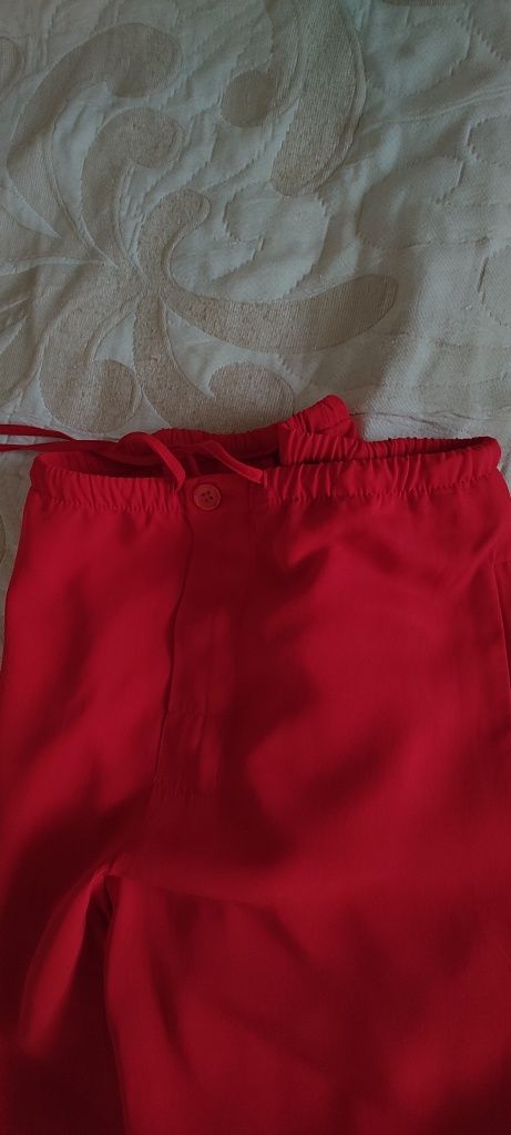 Къс панталон на ZARA