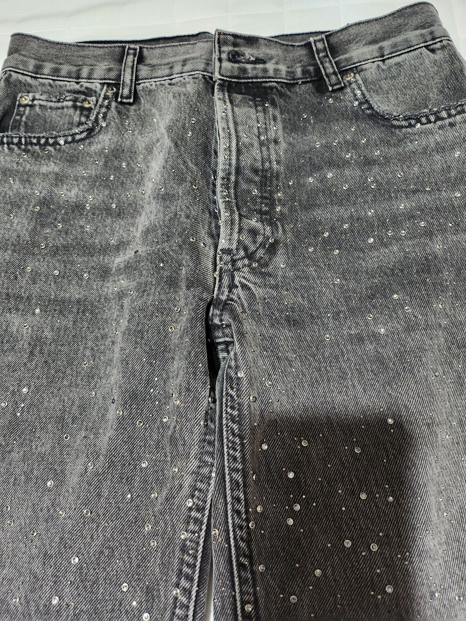 Дамски дънки с камъни zara