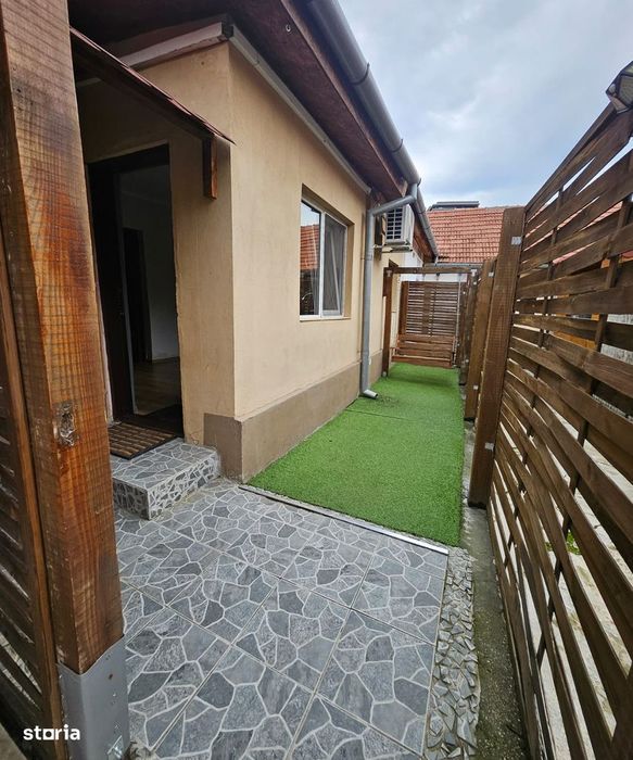 Apartament la casă de vânzare – Zona Prima Shops, Oradea