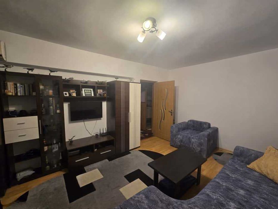 Apartament 2 camere etaj 2/4 zona jandarmeriei mobilat si utilat