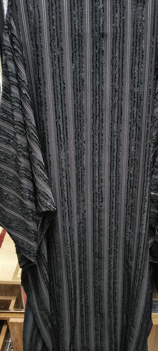 Srochna abaya sotiladi