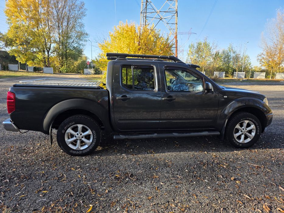 Nissan Navara 2.5 autoutilitara